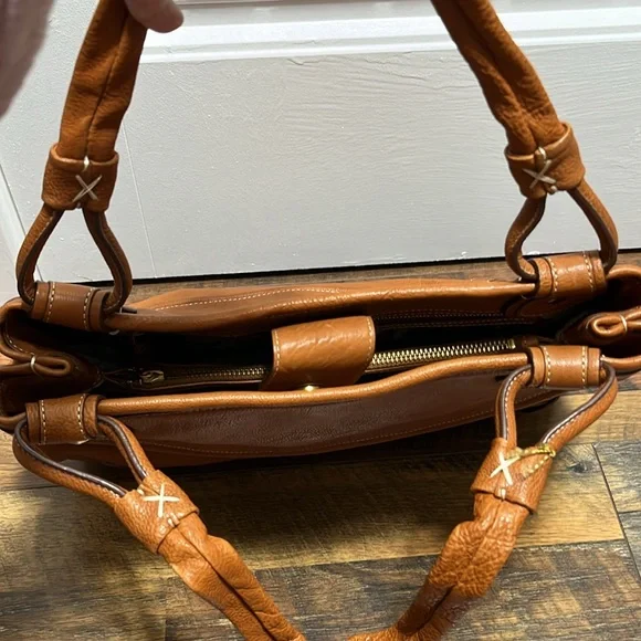 NWOT TRE VERO shoulder bag. - Picture 4 of 9